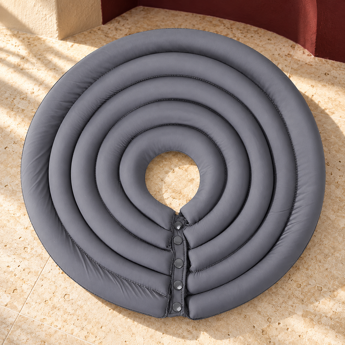 Gray layered soft recovery cone