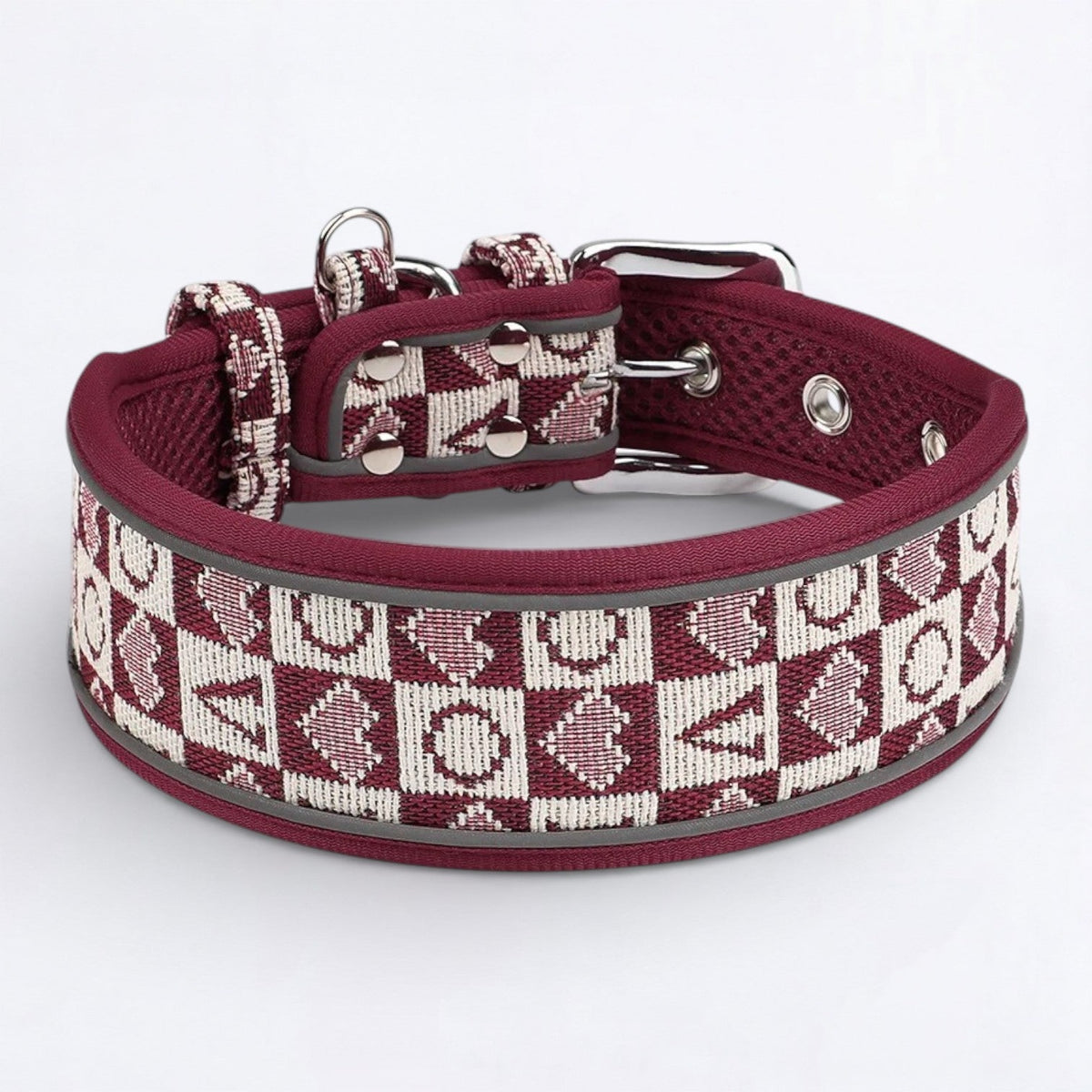 Wide reflective dog collar