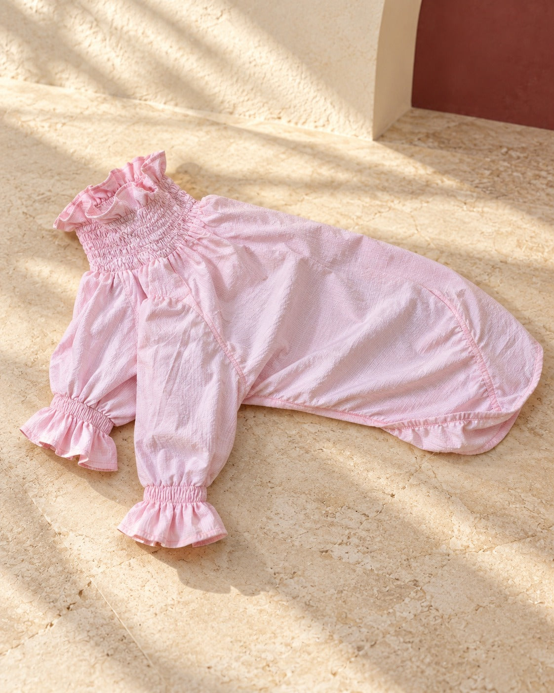 Gathered Puff-Sleeve Iggy Summer Shirt in Pink, garment detail