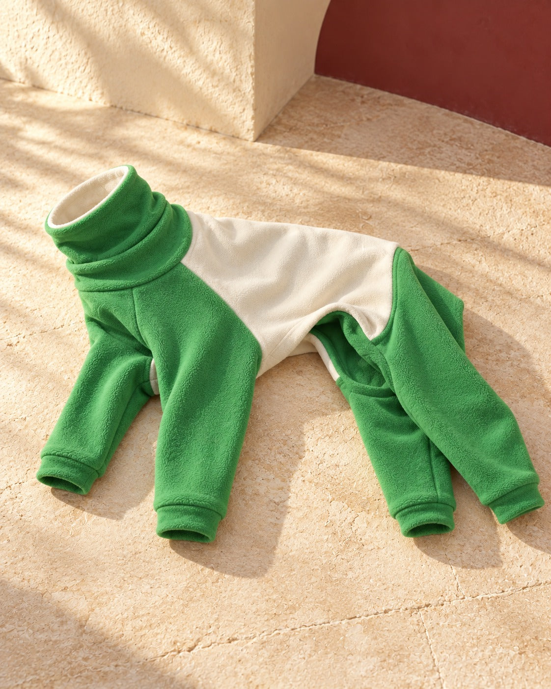 Green & Cream Four-Leg Iggy Suit, garment detail