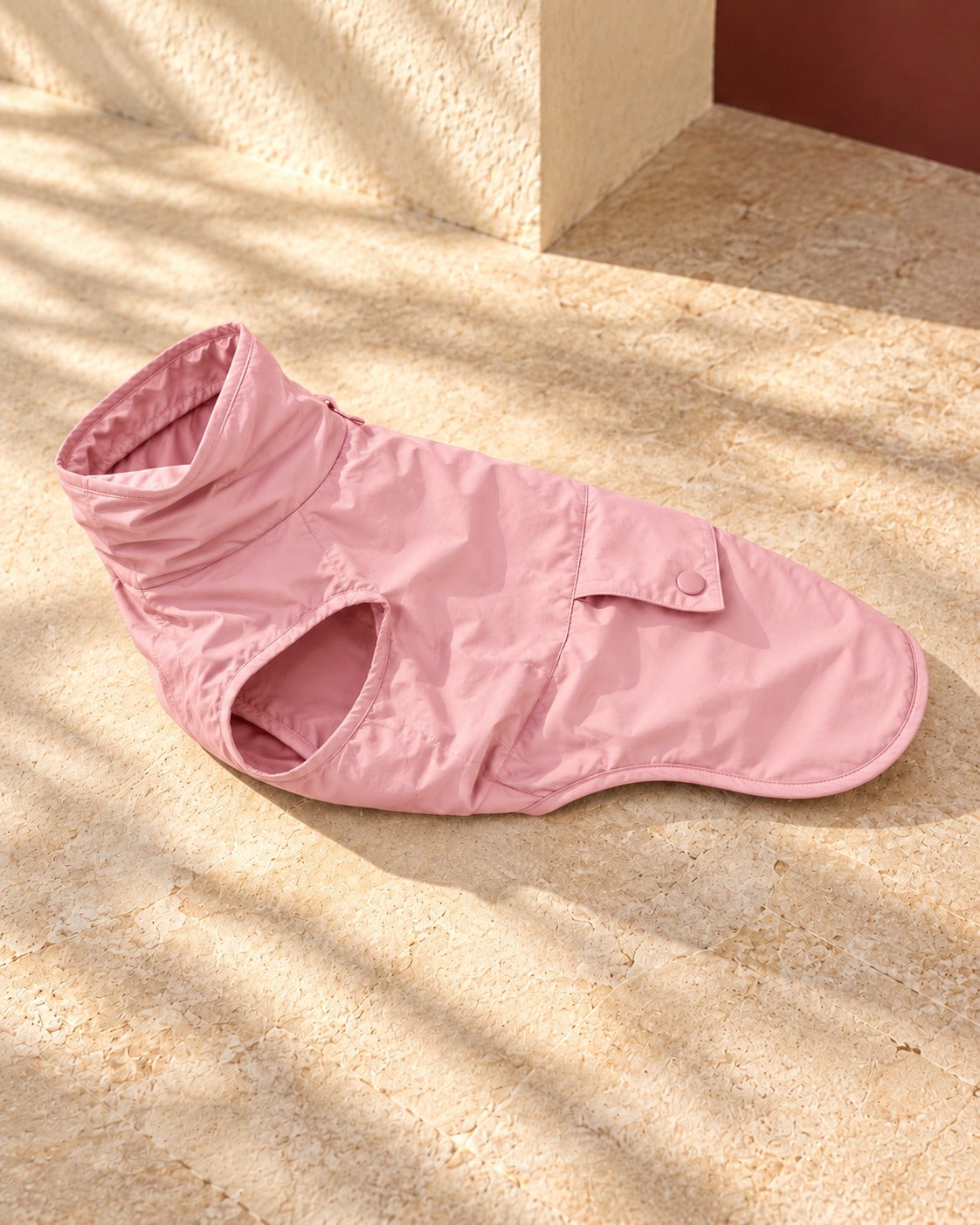 Lightweight Iggy Outdoor Vest in Pink, garment detail
