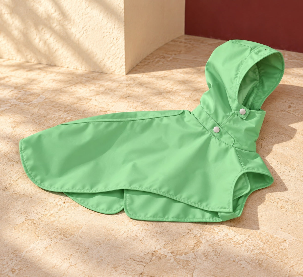 Hooded Wraparound Iggy Rain Cape in Emerald Green, garment detail