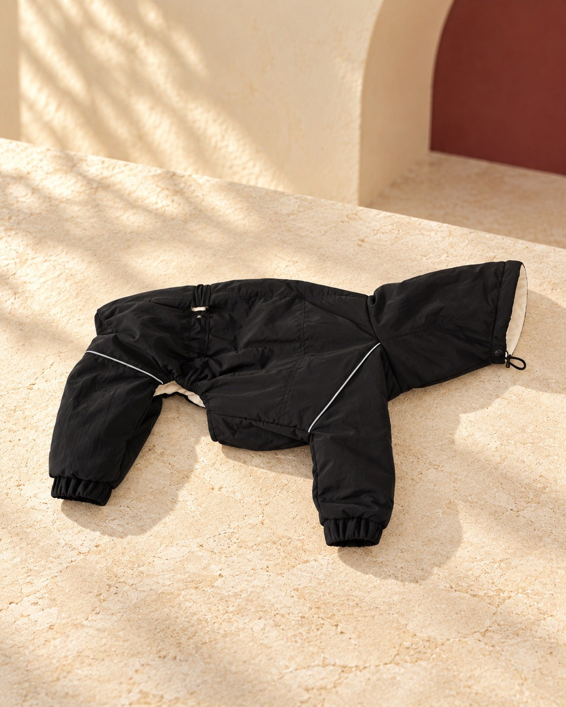 Four-Leg Iggy Winter Anorak in Black, garment detail