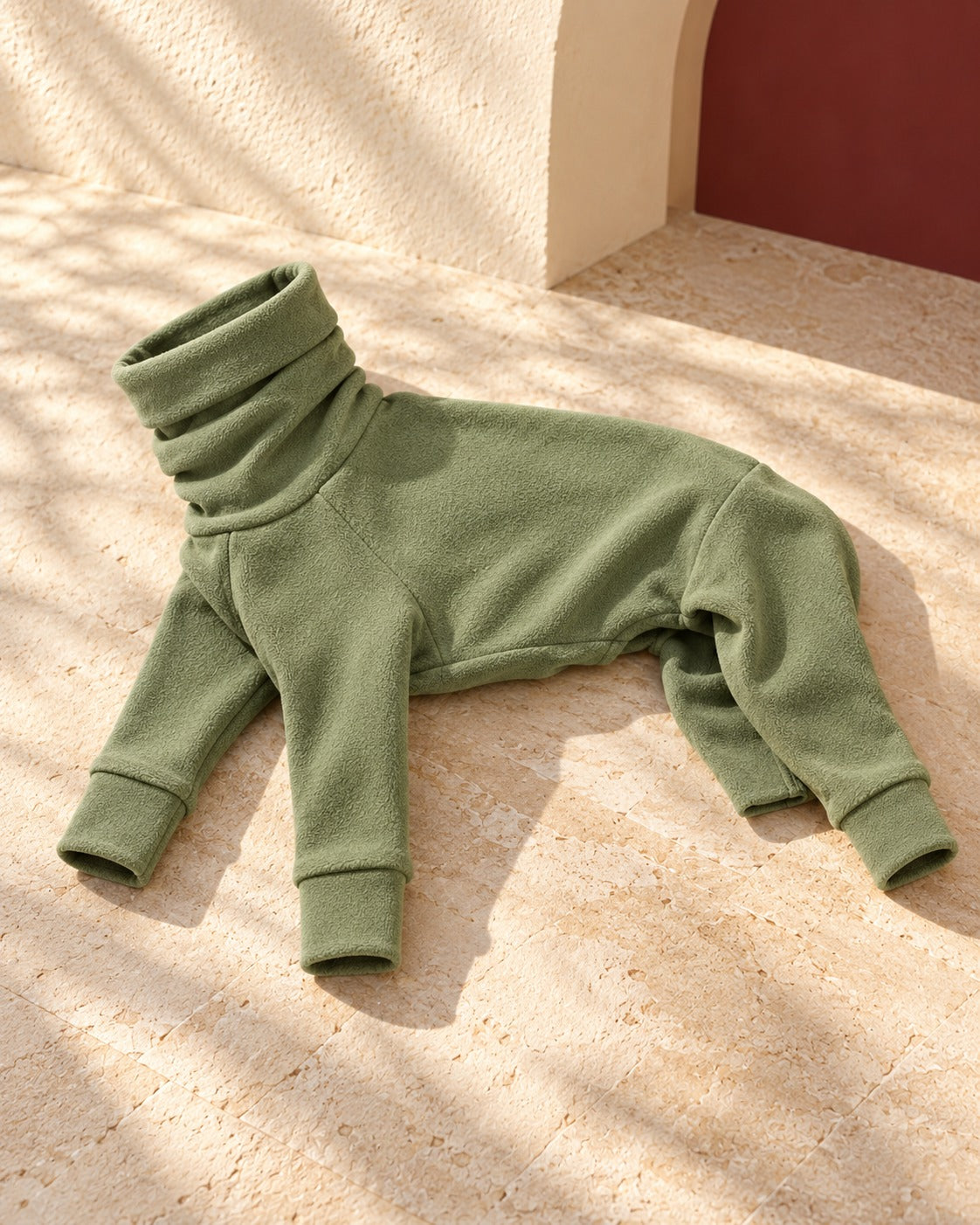 Soft High-Neck Four-Leg Iggy Base Layer in Olive Green, garment detail