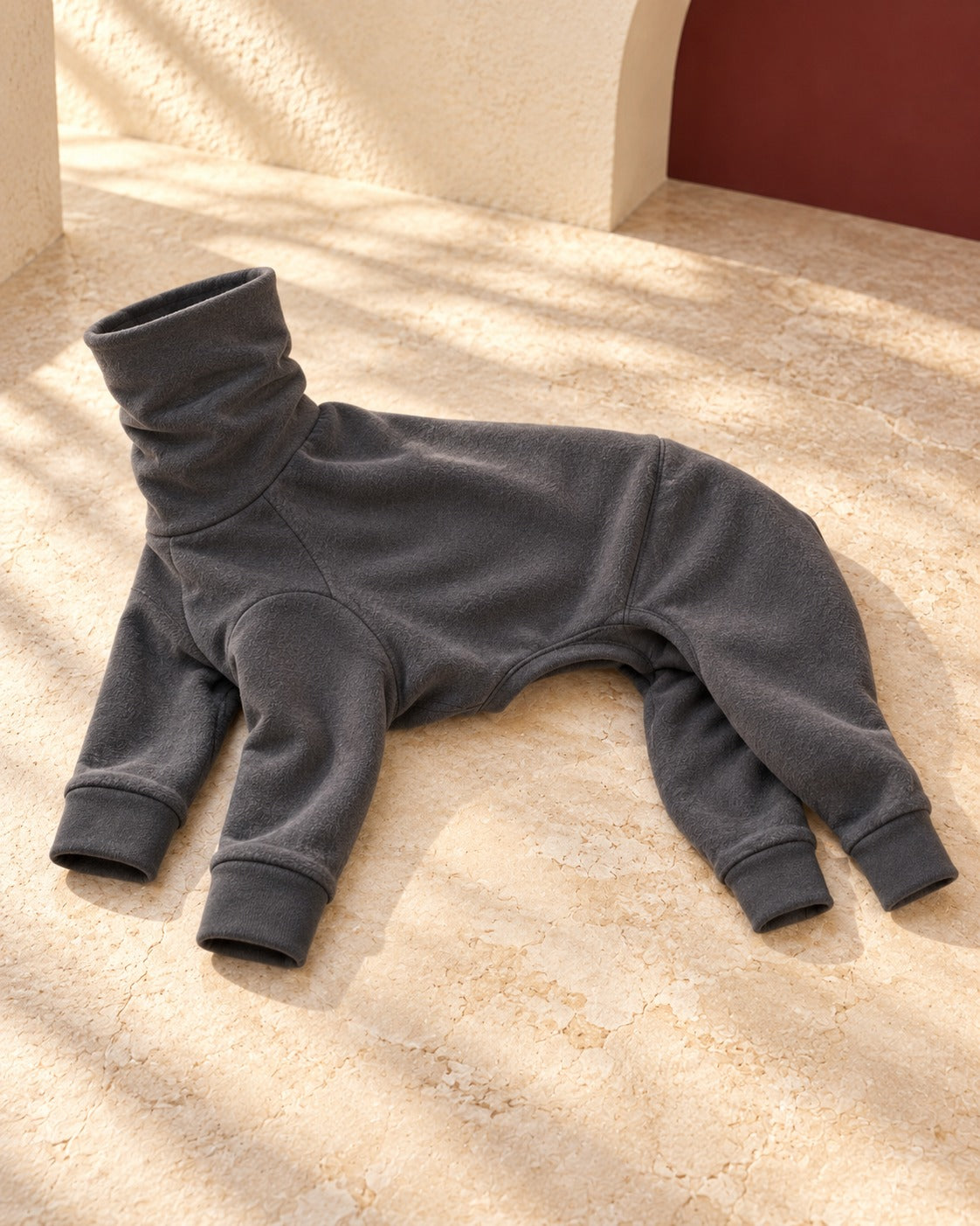 Soft High-Neck Four-Leg Iggy Base Layer in Dark Grey, garment detail