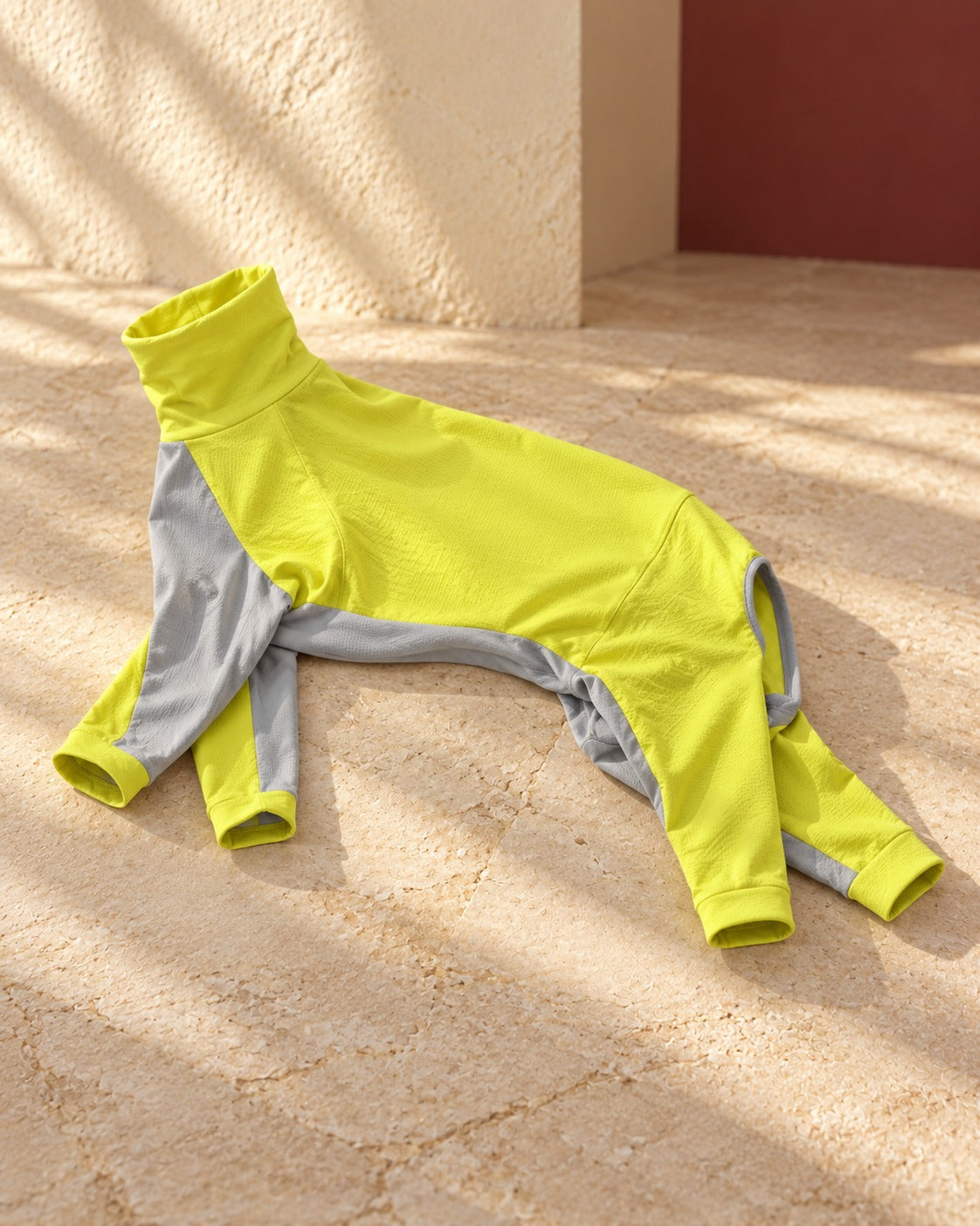 Lightweight Four-Leg Iggy Summer Suit in Neon Yellow, garment detail